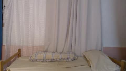 Myra online show from February 5, 1:04 pm