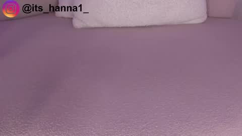 Hannah online show from May 27, 1:57 am
