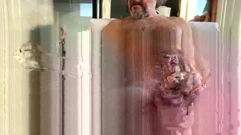 cwd_12 online show from November 20, 4:04 pm