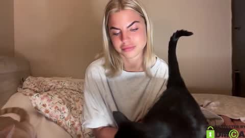 cxbraj online show from December 16, 2:52 am