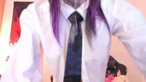 cel I am independent Help me reach 200 thumbs up uwu online show from April 2, 5:04 am