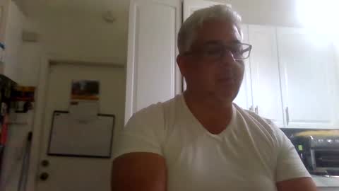 czar1974 online show from November 2, 5:40 am