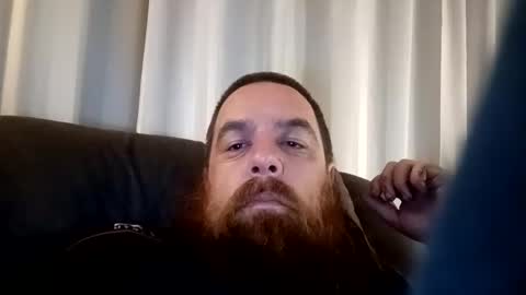 D online show from November 25, 8:46 am