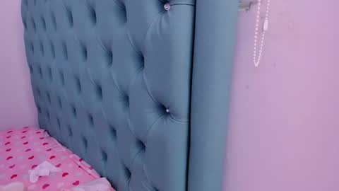 darling online show from November 28, 11:06 am