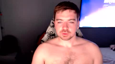 d_surman1994 online show from November 11, 11:51 pm