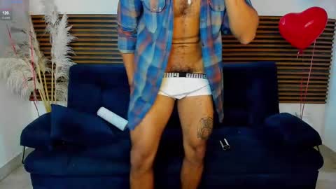 Mauricio online show from February 14, 11:53 pm