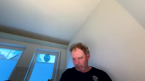 dachdecker7269 online show from April 18, 4:36 am