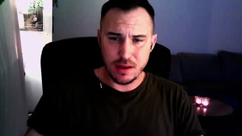 DadBodStephen online show from December 1, 5:15 pm