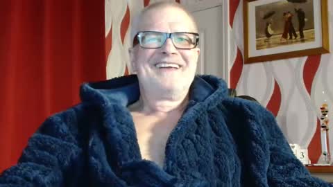 Brian ... online show from February 13, 9:28 pm