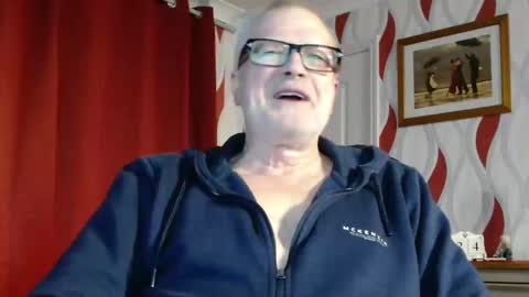 Brian ... online show from February 24, 9:09 pm