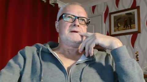 Brian ... online show from September 24, 7:53 pm