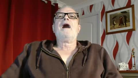 Brian ... online show from May 6, 8:04 pm