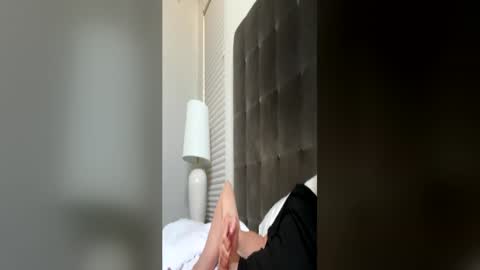 daddydom0000 online show from July 3, 3:39 pm