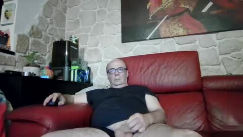 daddyhot2 online show from June 27, 11:11 pm