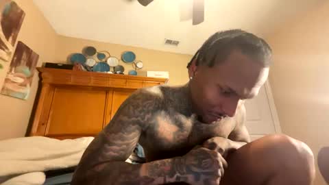 sexy tatted king bbc online show from January 14, 7:49 am