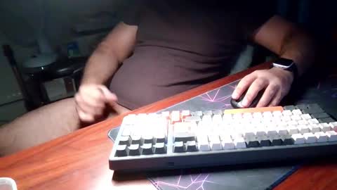 Snapshot of daddypimp3 chatting on September 21, 12:03 am Paul online show from September 21, 12:03 am