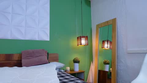 Valen online show from January 30, 5:06 pm