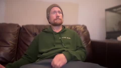 Snapshot of daemon456321 chatting on February 26, 9:33 am daemon online show from February 26, 9:33 am