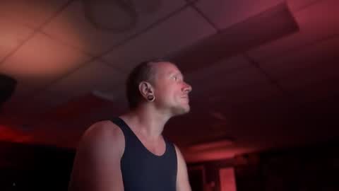 Snapshot of daemon456321 chatting on October 15, 3:21 am daemon online show from October 15, 3:21 am