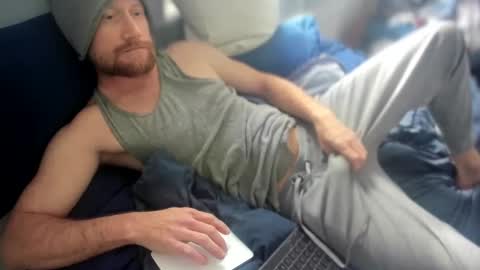 Snapshot of daemon456321 chatting on February 12, 3:27 pm daemon online show from February 12, 3:27 pm