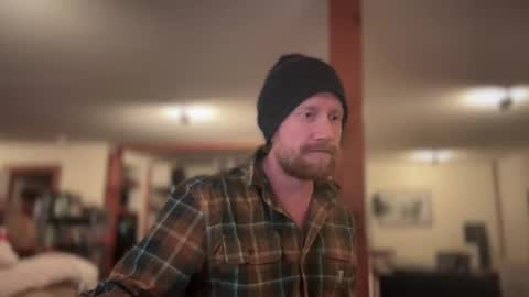 Snapshot of daemon456321 chatting on March 4, 1:34 am daemon online show from March 4, 1:34 am