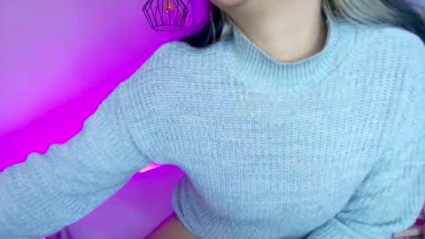 Dahiana  online show from February 9, 12:20 pm