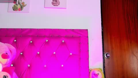    online show from October 9, 7:58 am