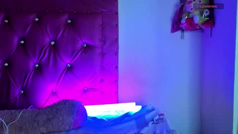    online show from March 6, 8:19 am