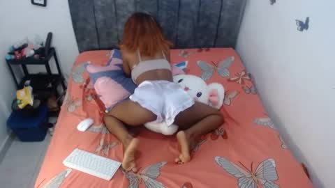 daisha_becker online show from March 2, 9:42 am