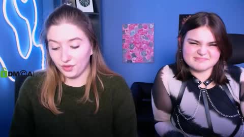 Snapshot of daisy_candy chatting on October 8, 12:07 am Little Di online show from October 8, 12:07 am