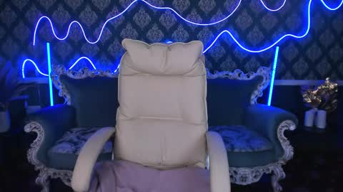 Snapshot of daisydelight_ chatting on October 23, 10:32 pm daisydelight_ online show from October 23, 10:32 pm
