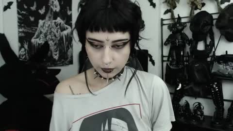 dakota online show from July 22, 3:30 am