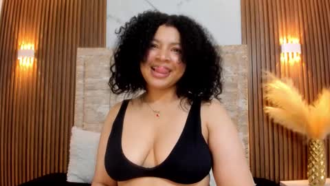 dakota_mars online show from November 13, 9:39 pm