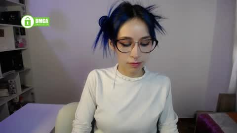 Maca online show from May 9, 2:34 pm