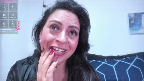 Dakotaagray online show from March 30, 6:08 pm