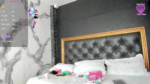 Snapshot of dalaymoore chatting on September 21, 8:02 pm Dalay online show from September 21, 8:02 pm