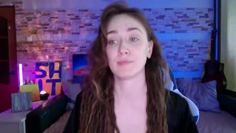 Dalia  online show from May 28, 10:57 am