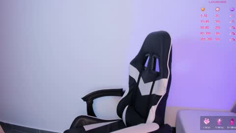 D A L I A  online show from November 24, 8:29 pm