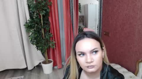 DaliaHaven online show from February 7, 8:34 pm