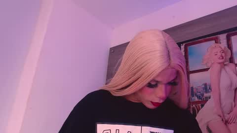         online show from November 8, 5:43 am