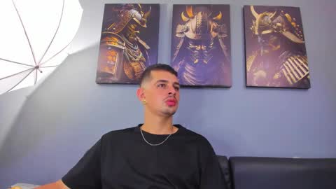 Damian Oliver online show from March 15, 3:44 am