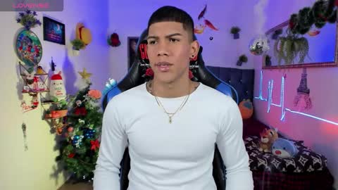 Damian online show from December 2, 4:11 am