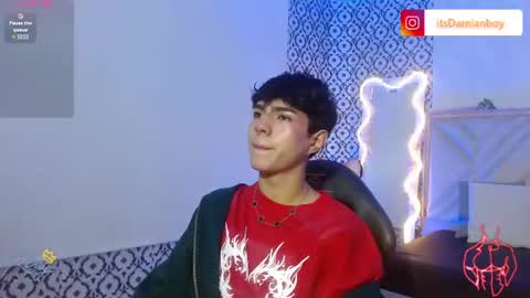 damian_tay1 online show from June 24, 12:01 pm