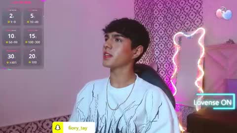 damian_tay1 online show from July 5, 11:39 am