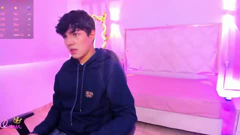 damian_tay1 online show from July 21, 11:34 am