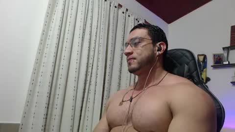 Danny online show from May 19, 2:40 am