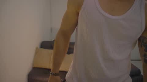 insta damn8   --------  online show from October 25, 3:23 pm