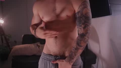 insta damn8   --------  online show from November 18, 11:59 pm