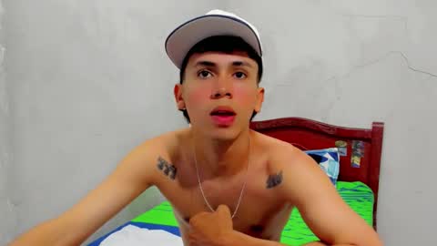 damien_444 online show from October 15, 7:32 am