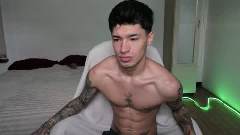 Damon online show from March 24, 7:42 pm